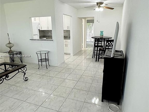 5th image of 163 Coventry Pl #163-G