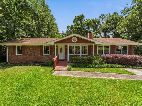 1630 Roberts Dr SE, Mableton, GA 30126