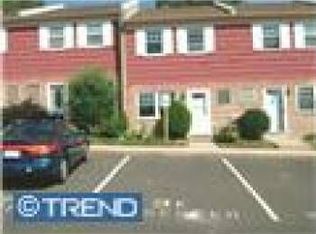 515 S 3rd St, Darby, PA 19023