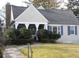 6 Mardon Rd, Larchmont, NY 10538