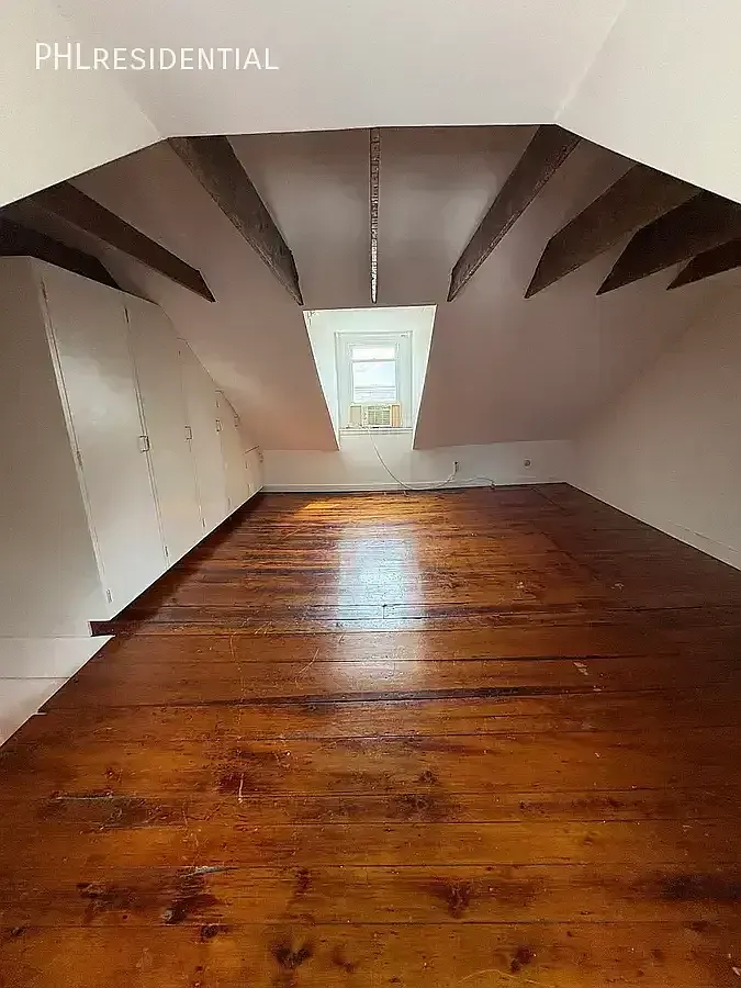 315 South Street — Photo 4