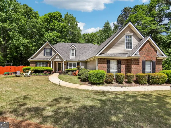 105 Stratford Cir, Stockbridge, GA 30281