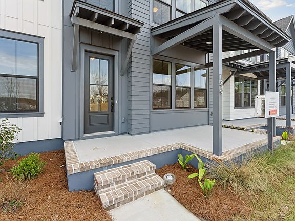 4th image of 149 Pocket Bend Cir