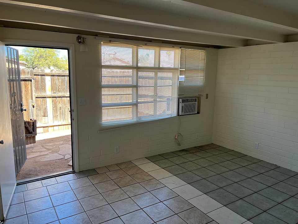 1st image of 447 W Pelaar Dr #C