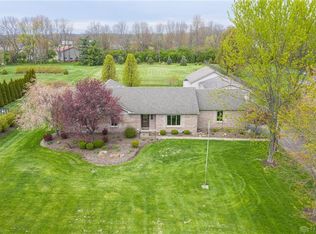 990 Saramy Ct, Lebanon, OH 45036