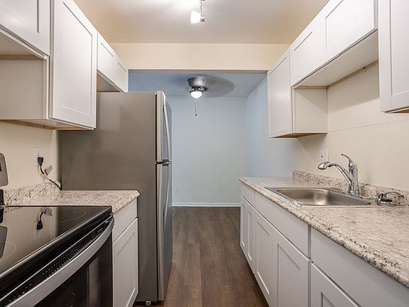 2nd image of 1632 Linden Dr APT 953