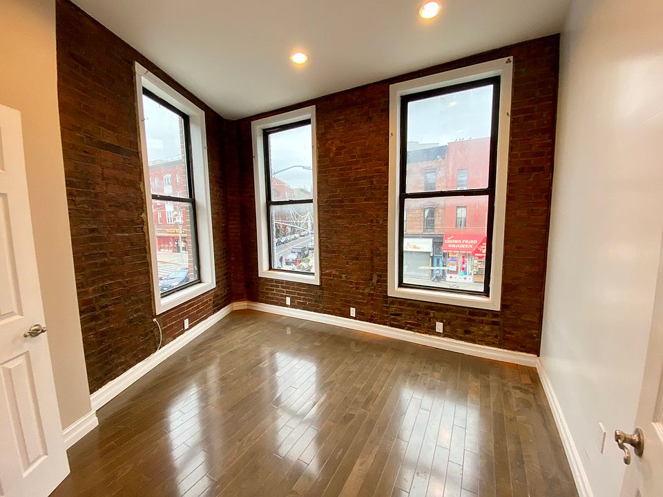 1st image of 515 Washington Ave #2A