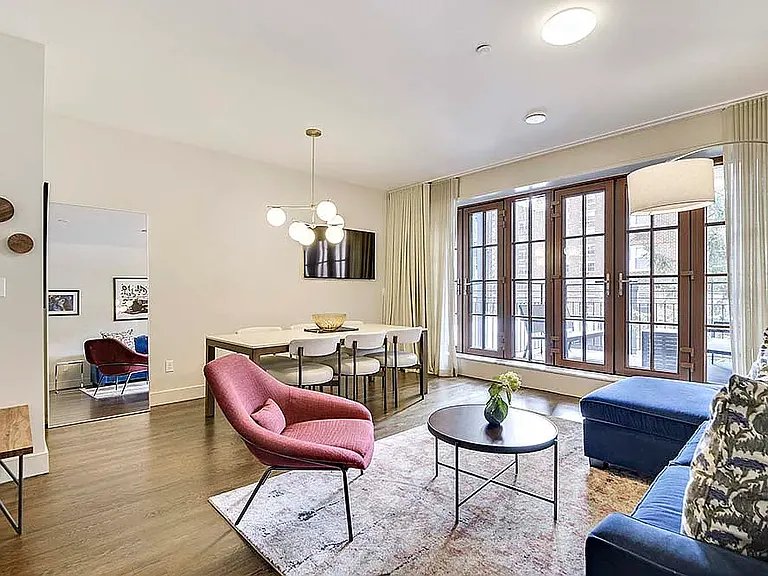 206 E 20th St #PENTHOUSE — Photo 5