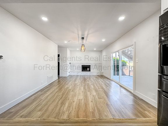 4th image of 16624 Selby Dr