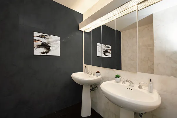 Rented by Voro NYC | media 7