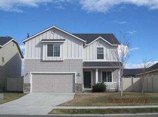 3130 N Fairglen Ave, Meridian, ID 83646