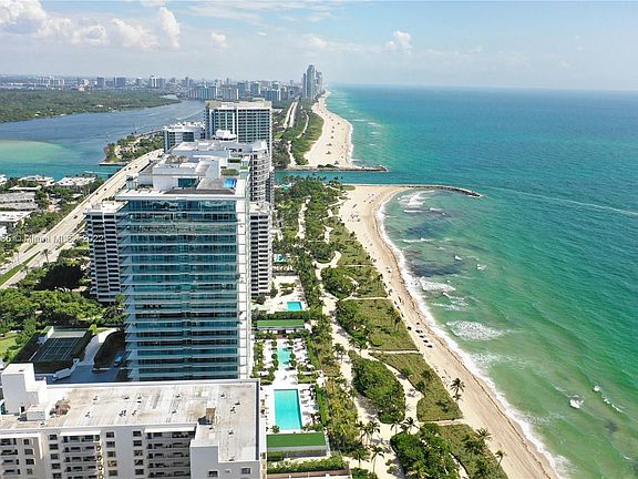 3rd image of 10203 NE Collins Ave #1103
