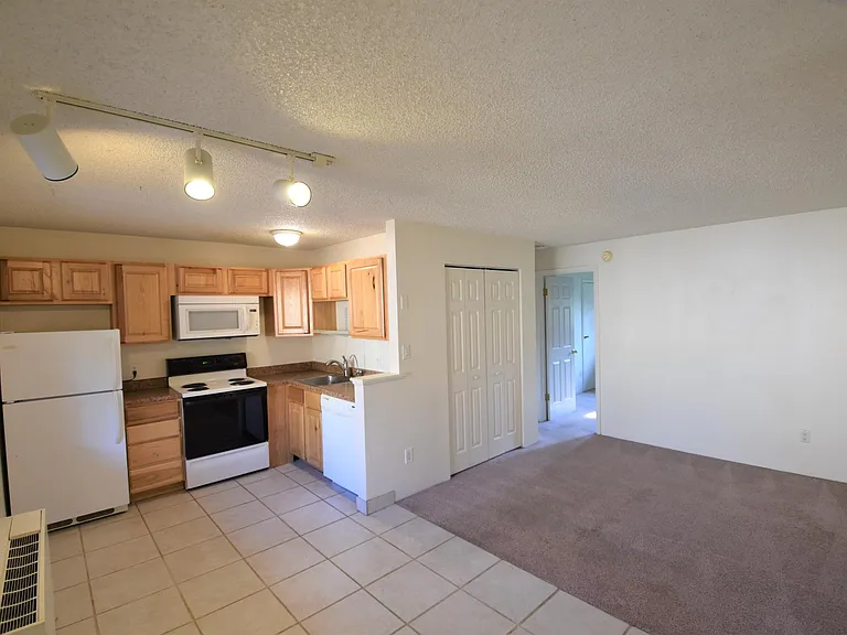 3161 Madison Ave #R-309 — Photo 2
