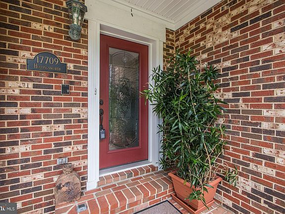 4th image of 17709 Hollingsworth Dr