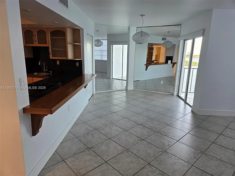11930 N Bayshore Dr #1006 — Photo 5