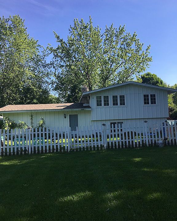 1st image of W206 Golden Lake Park Cir