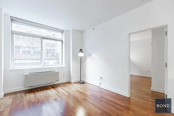 Rented by Bond New York | media 22