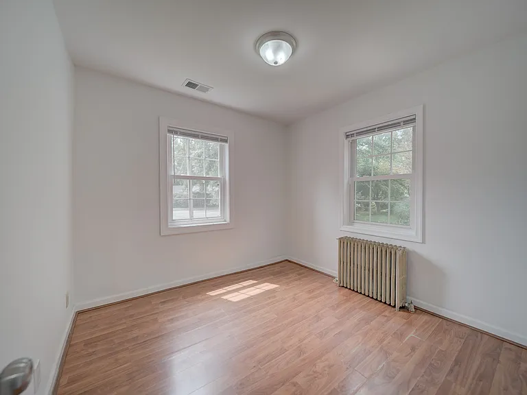 6625 Harrison Ln — Photo 11