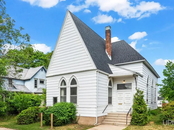325 S 13th St, Escanaba, MI 49829