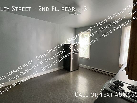 5th image of 208 Oley St APT 2
