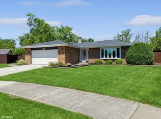 8508 Teakwood Ct, Orland Park, IL