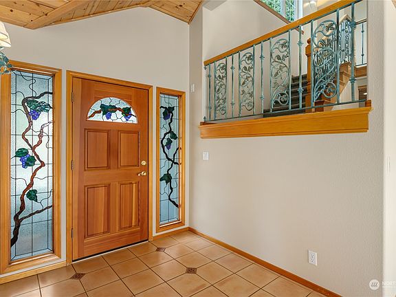 5th image of 19514 NE 272nd Street