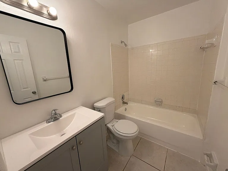 515 S Sequoia Dr — Photo 35