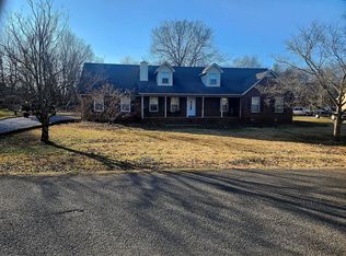 160 Elizabeth Dr, Murfreesboro, TN 37128
