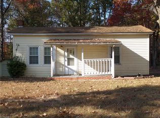 8201 Racine Rd, Pleasant Garden, NC 27313