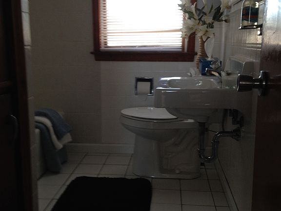 2nd image of 3416 Baker Rd