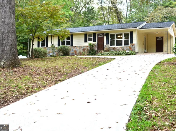 171 James St, Tallapoosa, GA 30176