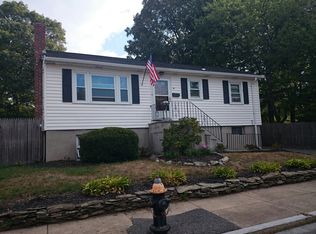 15 Macullar Rd, West Roxbury, MA 02132