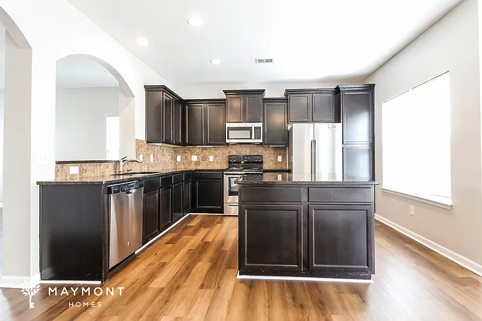 306 Gibby Ln — Photo 6