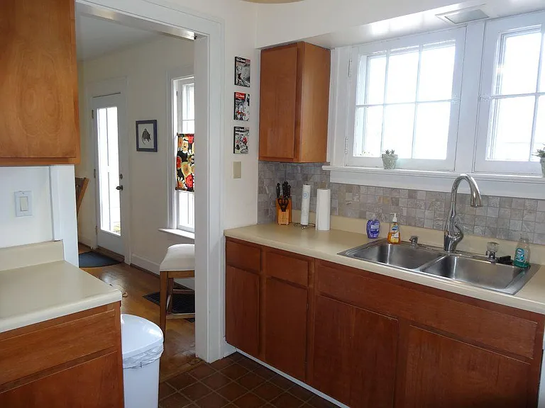 2001 Waite Ave #2 — Photo 10