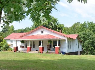 612 Rich Hilton Rd, Thomasville, NC 27360