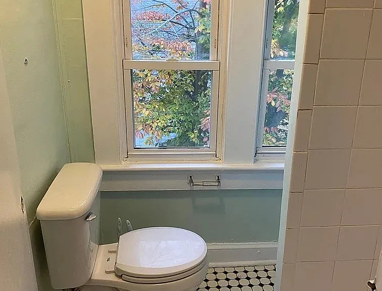 50 Walnut St #3 — Photo 1