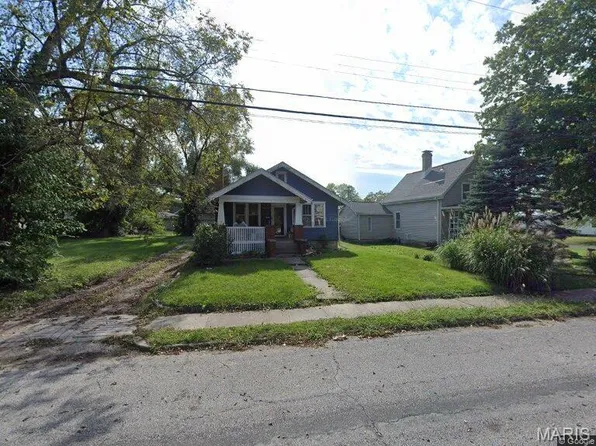 509 E Douglas Ave, Jacksonville, IL 62650