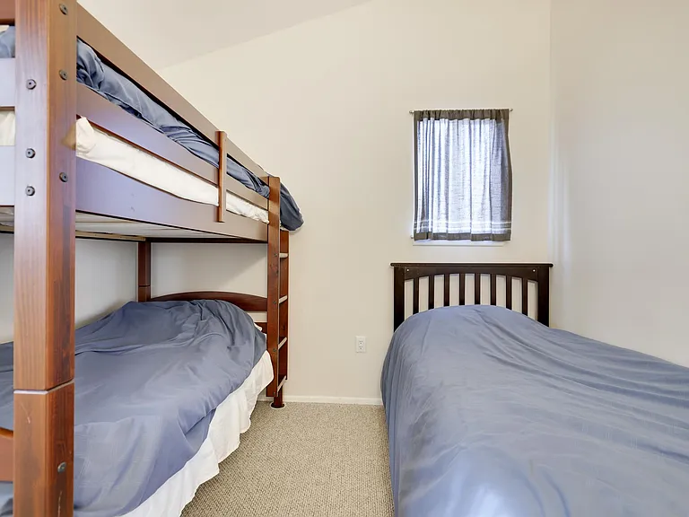 176 Birch Dr — Photo 13