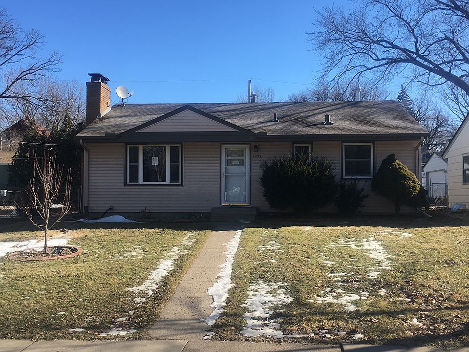 1st image of 3229 Buchanan St NE