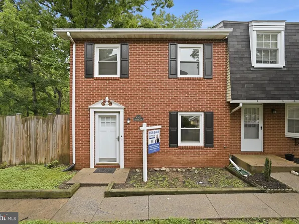 4517 Appledale Ct, Marshall, VA 20115