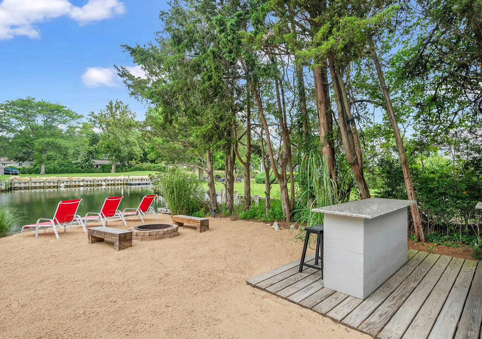 Cozy North Fork Home with Direct Water Access, Private Dock — Photo 3