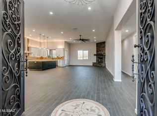 2102 N Corte El Rancho Merlita, Tucson, AZ 85715