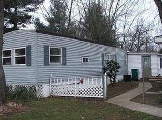 Sycamore Dr, Rochester, IN 46975