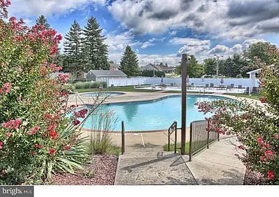 2914 State Hill Rd — Photo 1