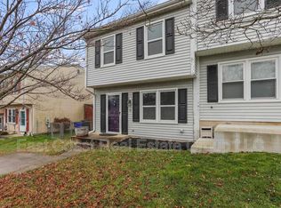 8 Wenner Dr, Brunswick, MD 21716