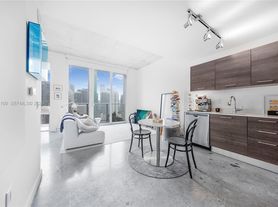 151 SE 1st St