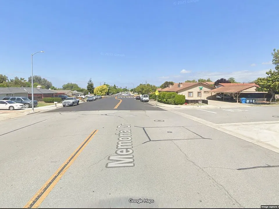 Memorial Dr