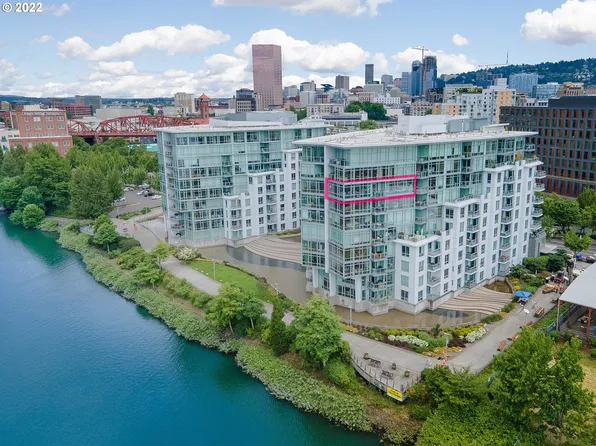 1310 NW Naito Pkwy Unit 801, Portland, OR 97209