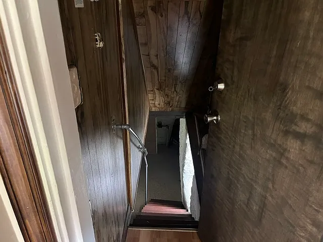 Stairs to laundry room