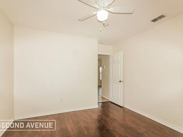 3818 Kitty Ln — Photo 15